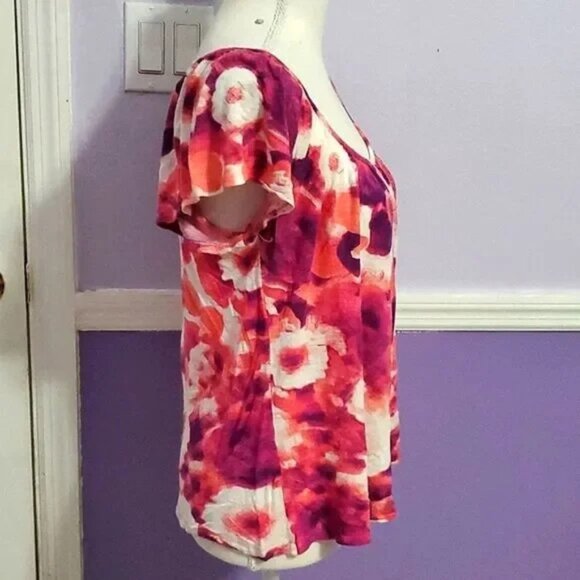 Simply Vera Colorful Orange Fuchsia Floral Flutter Sleeves Summer Casual Top - Picture 3 of 6
